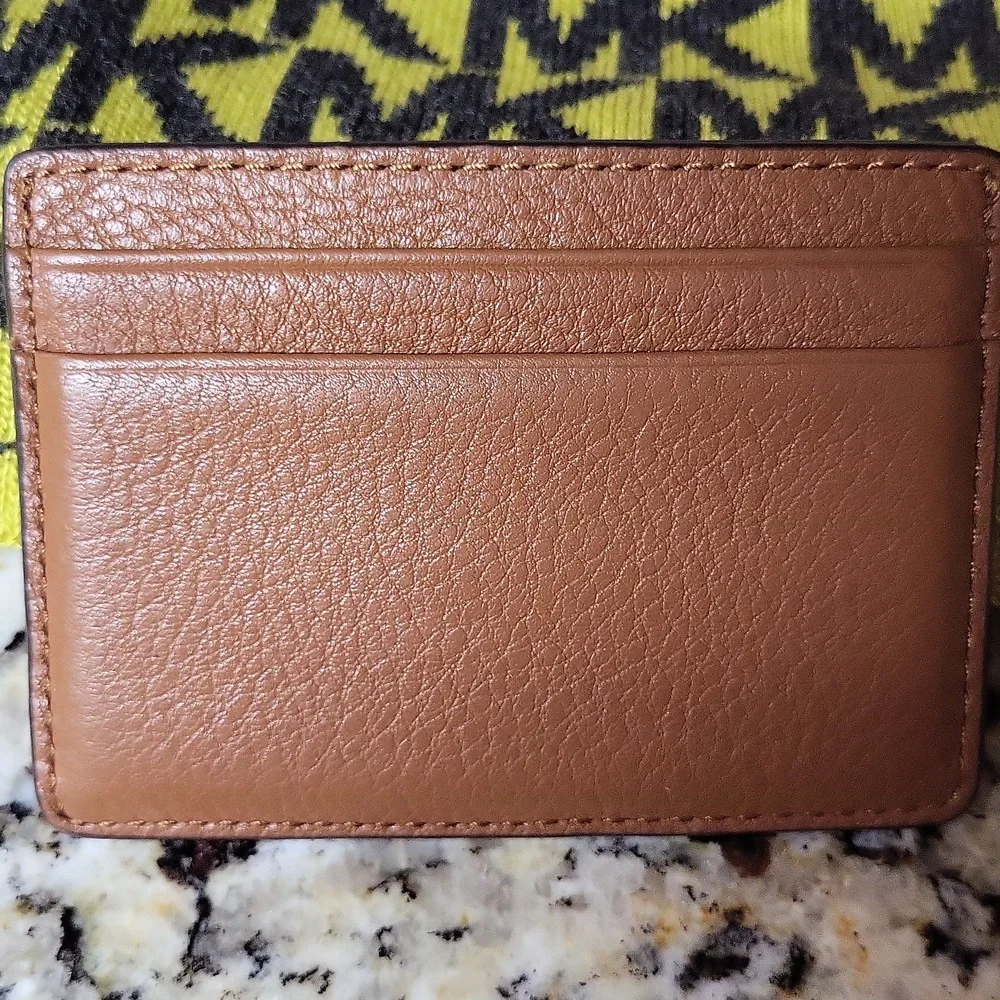 Michael KORS Cardholder and Scarf Bundle